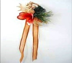 Новогодняя бутоньерка 12,5 см 311840