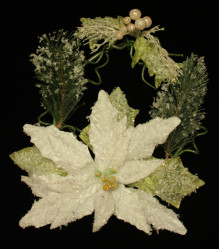 Венок с белой пуансеттией TLN1247