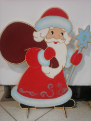 Фигура дерев. Дед Мороз с посохом 66см. P509025