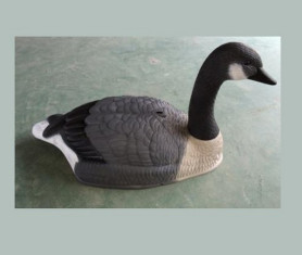 Гусь пласт. с подн. шеей 60*30*35 (920А)