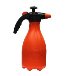 Опрыскиватель Жук Классик 2,5л. помповый оранж. ОП-205М15 (арт.2417-00)