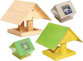 Кормушка для птиц дерев. цветная "Избушка" (Компл.-Агро)