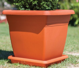 Кашпо Вилла квадрат с поддоном 64л. Терракотовый VK05 (Serinova)